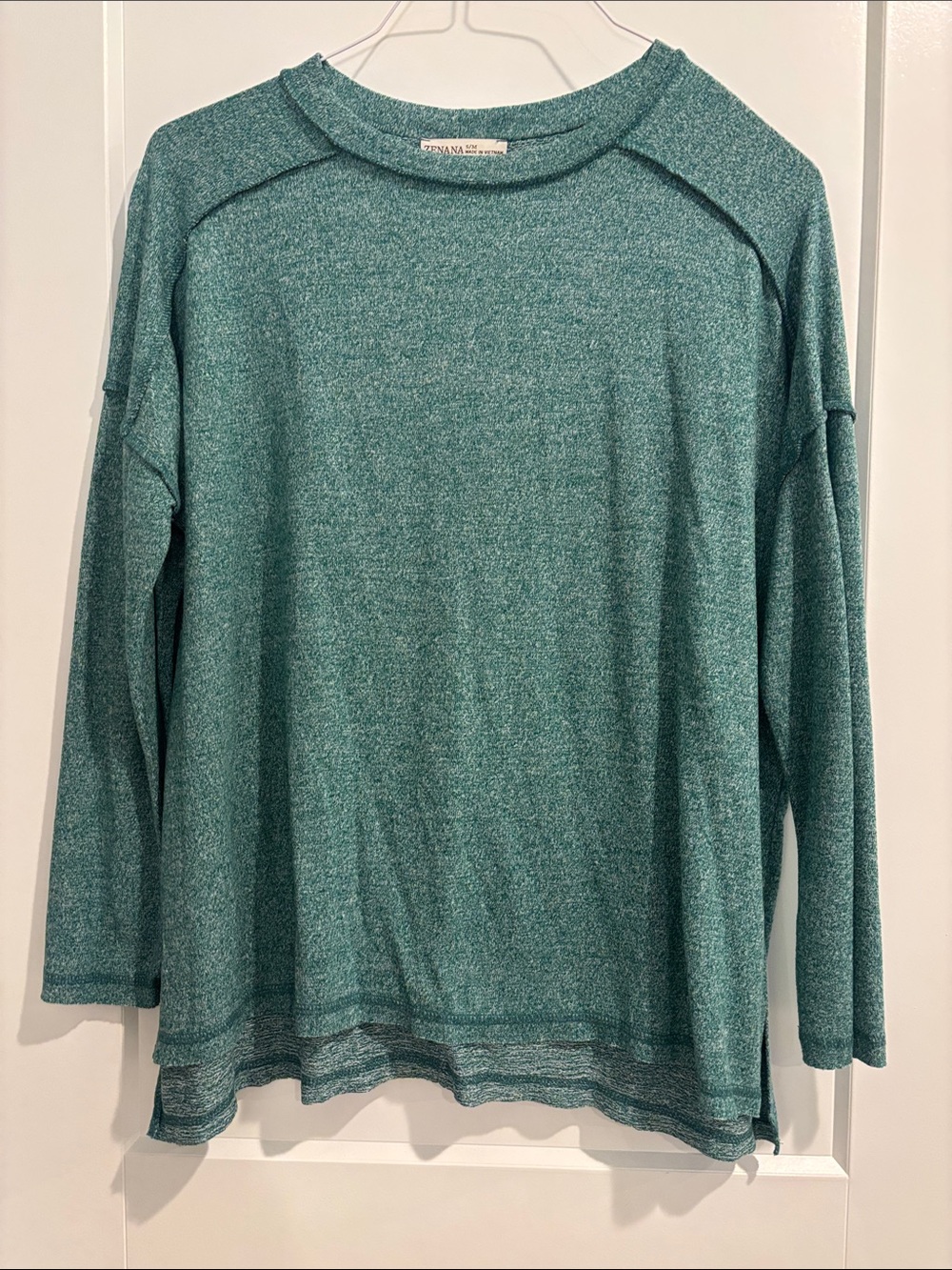 Zenana Women’s Hacci Long Sleeve Shirt Small/Medium